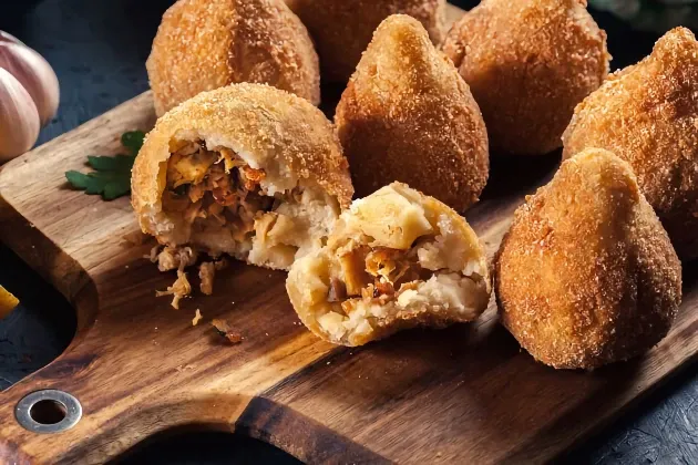 chicken coxinha